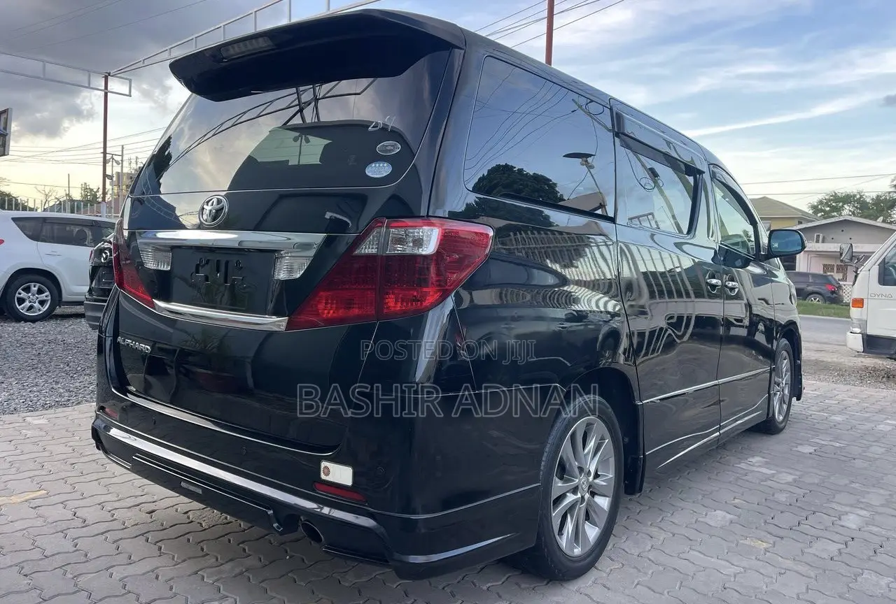 Toyota Alphard 2010 Black