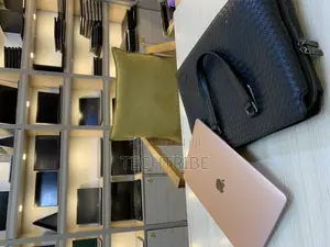 New Laptop Apple MacBook Air 2020 M1 8GB Apple M1 SSD 256GB