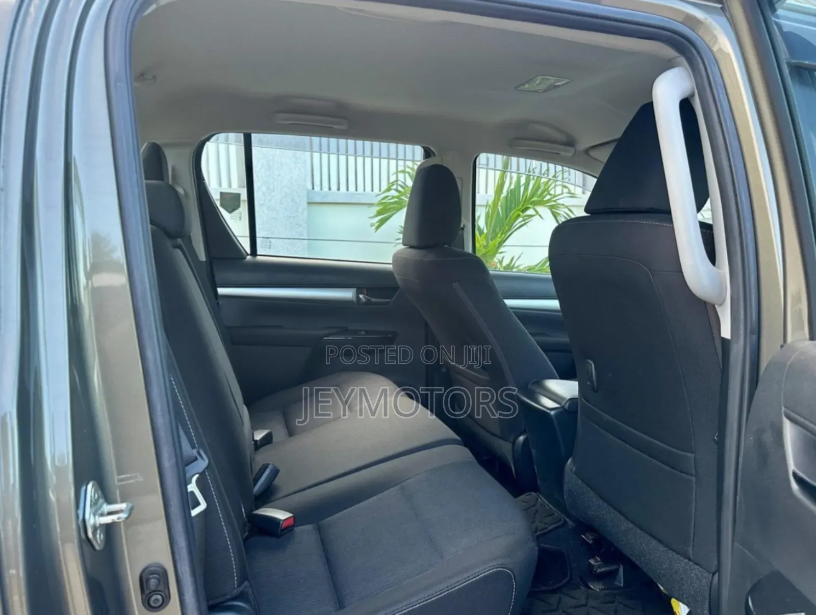 Toyota Hilux 2022 Gray