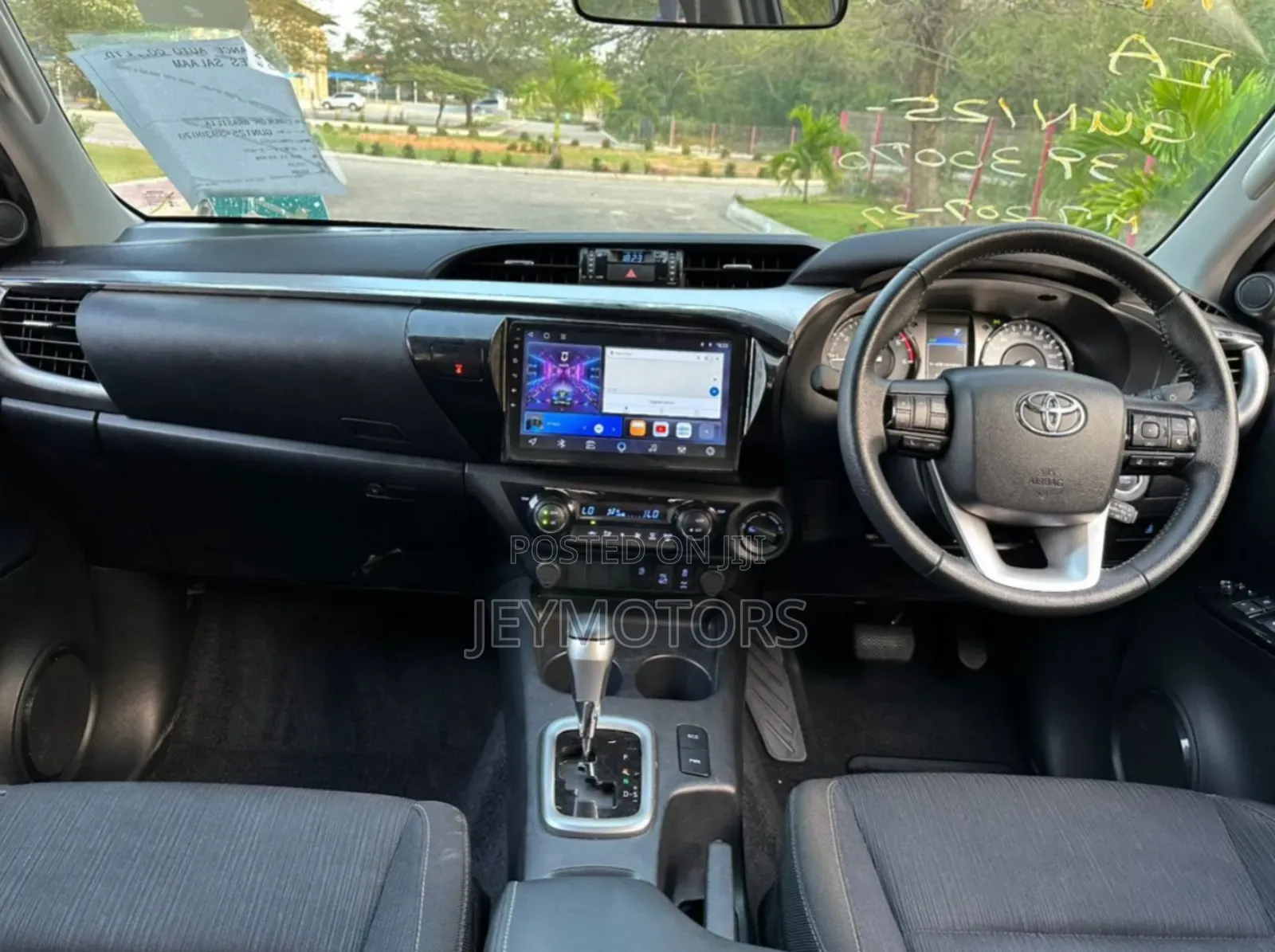 Toyota Hilux 2022 Gray