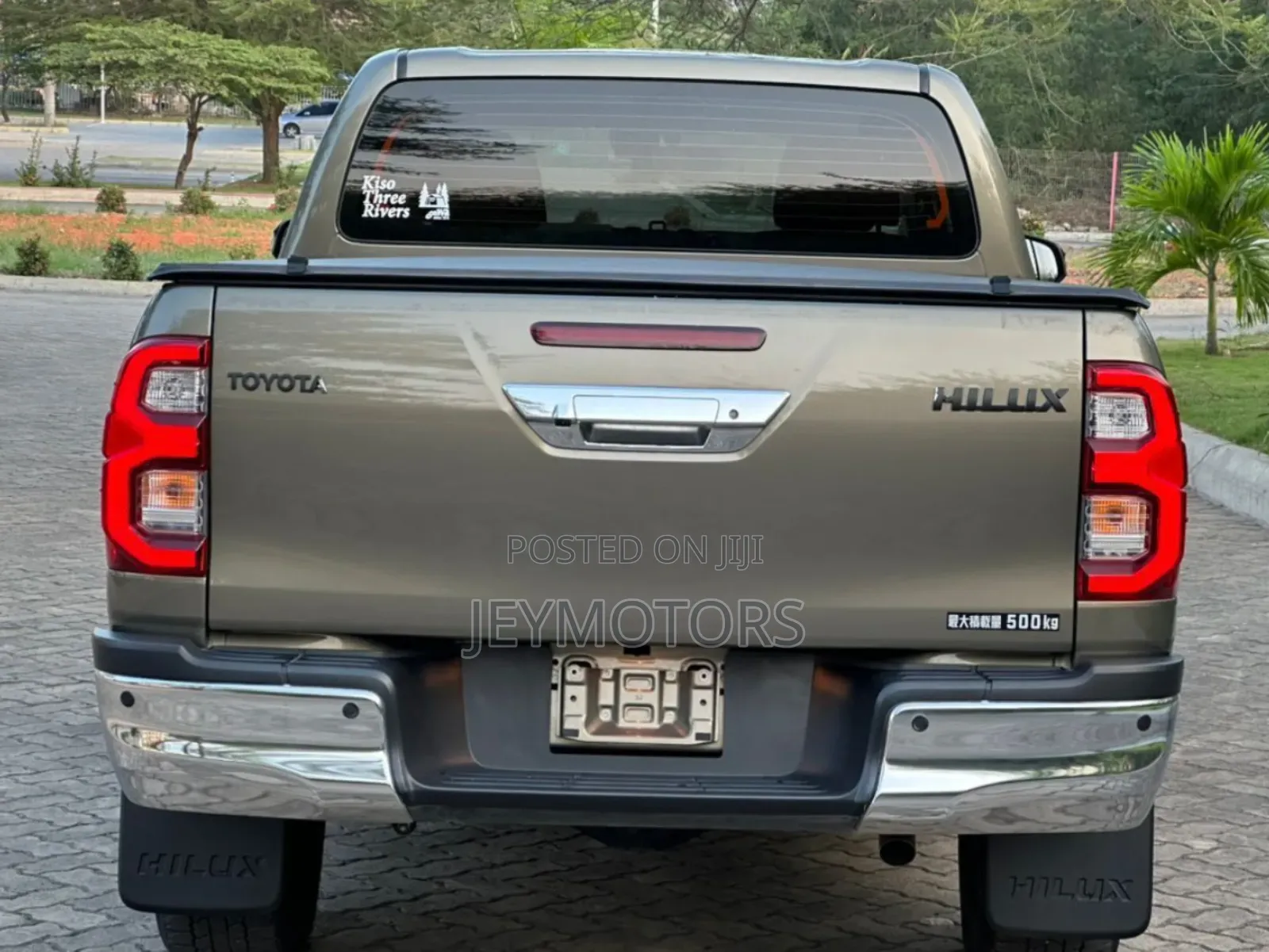 Toyota Hilux 2022 Gray
