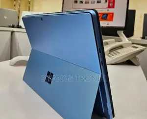 New Laptop Microsoft Surface Pro 9 16GB Intel Core I7 SSD 256GB