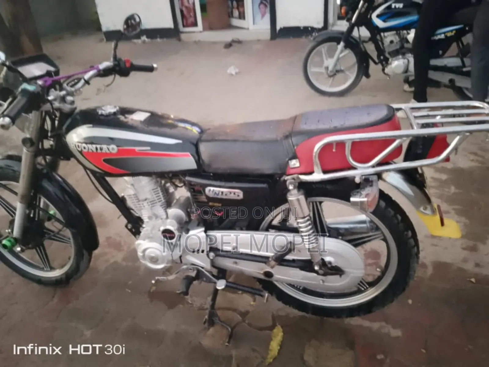 Hero Dawn 125 2024 Red
