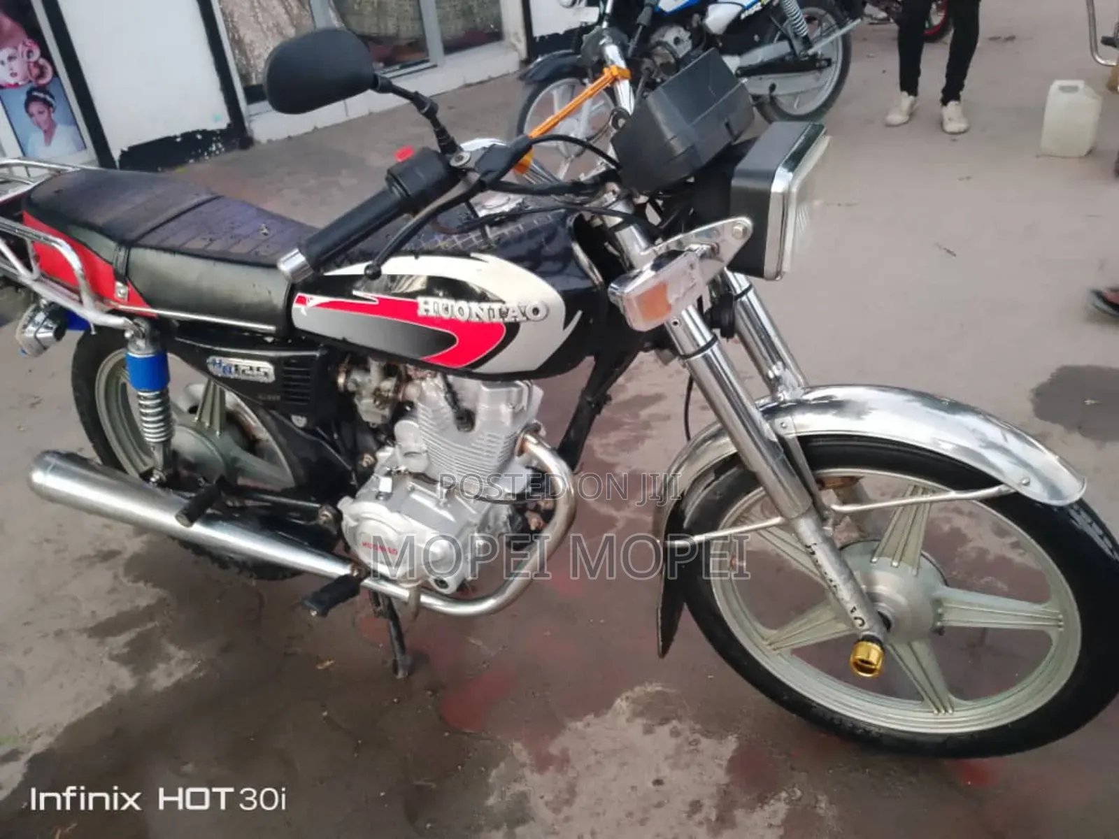 Hero Dawn 125 2024 Red