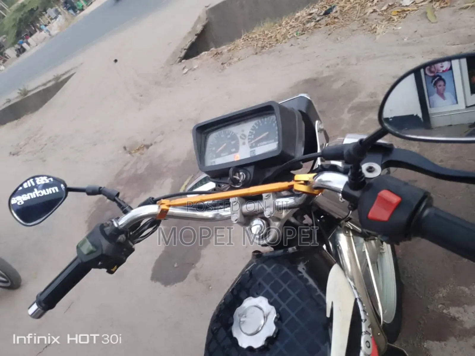 Hero Dawn 125 2024 Red