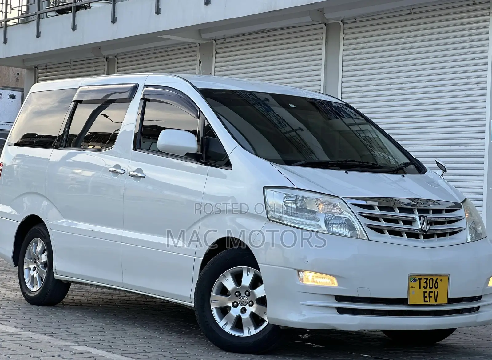 Toyota Alphard 2.4 Petrol FWD 2007 White