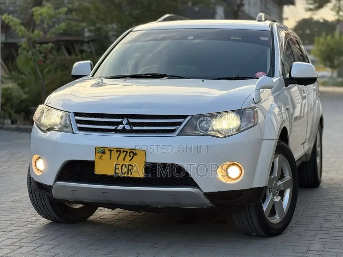 Mitsubishi Outlander 2006 White