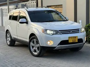 Mitsubishi Outlander 2006 White