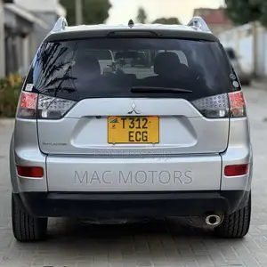 Mitsubishi Outlander 2.4 Intense 2006 Silver