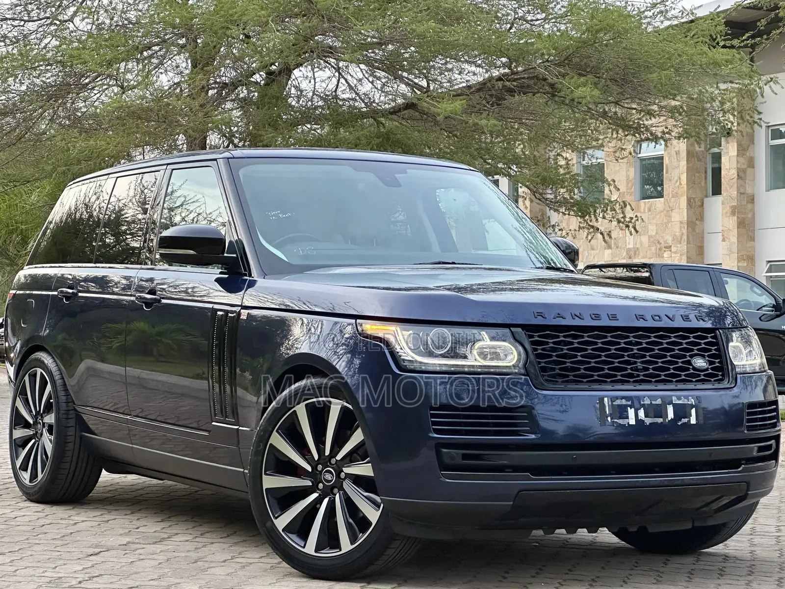 Land Rover Range Rover Vogue 2015 Blue