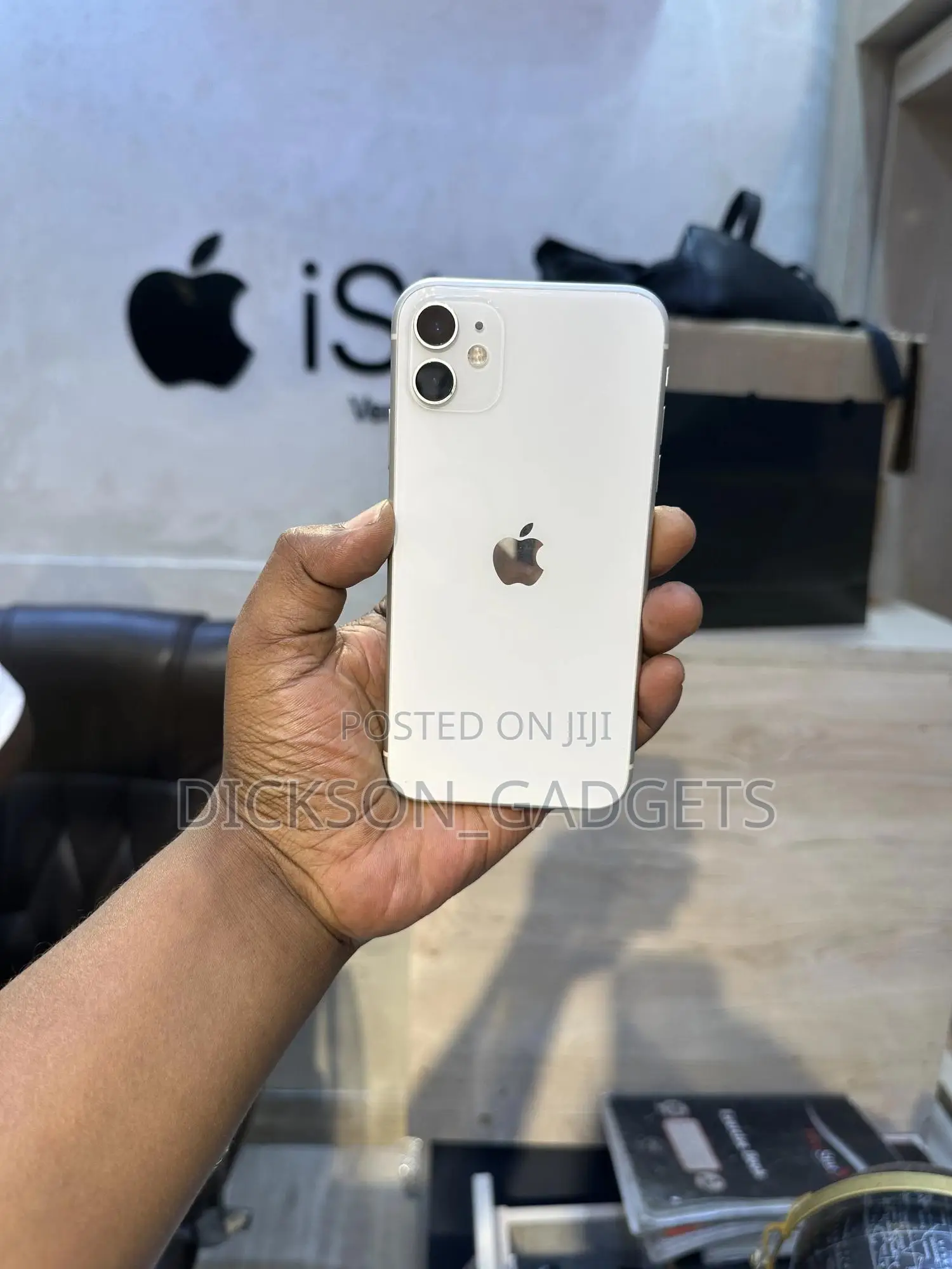 Apple iPhone 11 64 GB White
