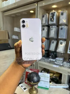 Apple iPhone 11 64 GB Purple