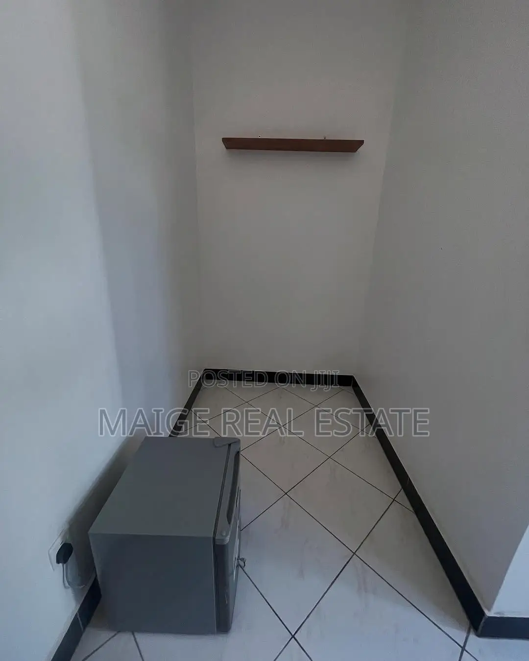 Furnished 1bdrm Apartment in Ada Estate for rent