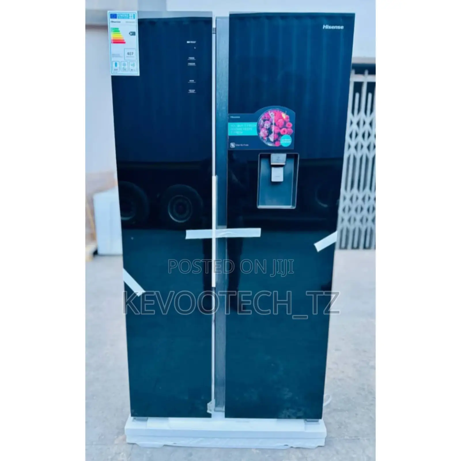 Hisense Refrigerator 514l Side by Side Doors Rs518n4