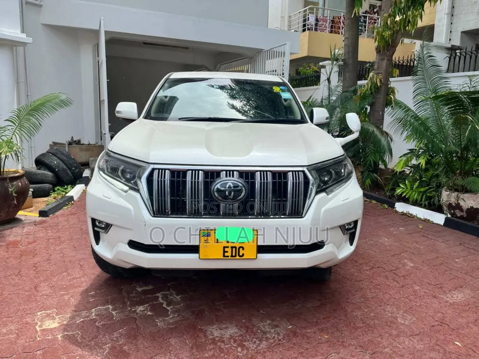 Toyota Land Cruiser Prado 2022 White