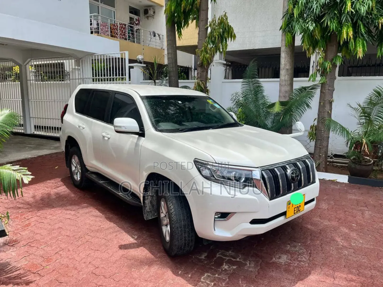 Toyota Land Cruiser Prado 2022 White