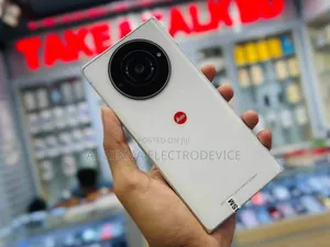 Photo - Leica Leitz Phone 2 512 GB White