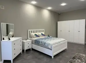 Bedroom Sets Yenye Wardrobe Milango Sita Na Kitanda Pia