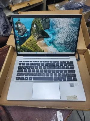Laptop HP EliteBook 830 G7 16GB Intel Core I7 SSD 256GB