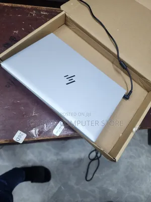 Laptop HP EliteBook 830 G7 16GB Intel Core I7 SSD 256GB