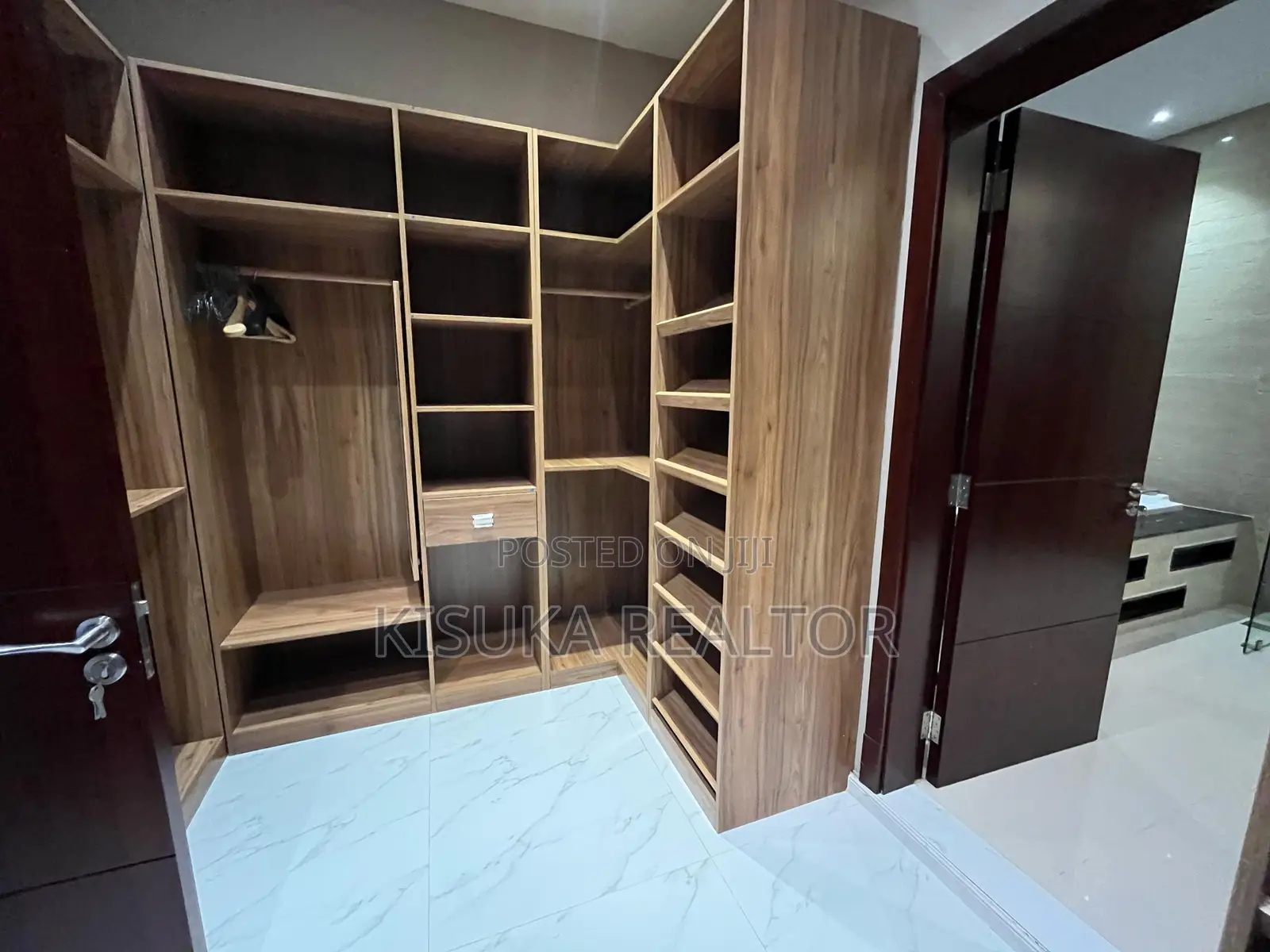 Furnished 8bdrm Penthouse in Masaki, Kinondoni for rent