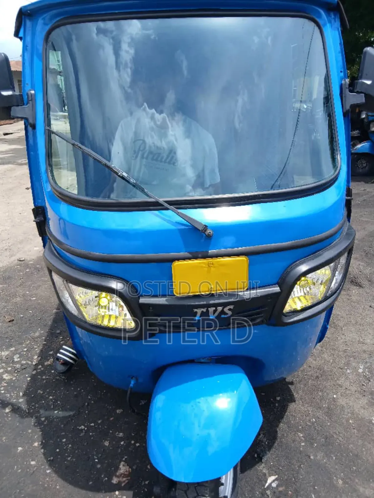 TVS Apache 180 RTR 2023 Blue
