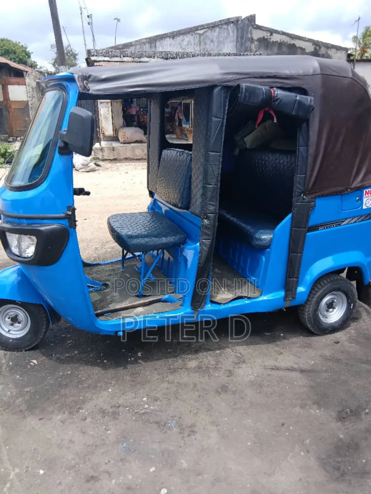 TVS Apache 180 RTR 2023 Blue