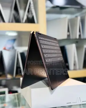 New Laptop HP Spectre 14 32GB Intel Core I7 SSD 2T