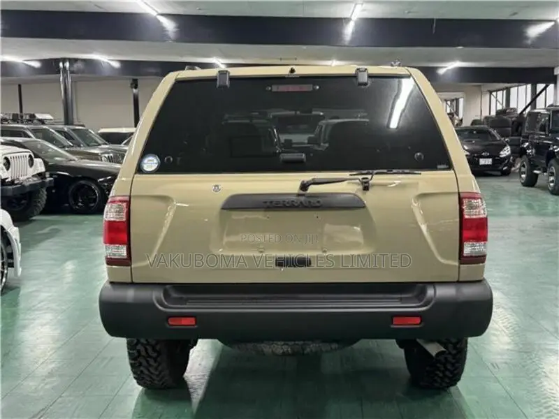 Nissan Terrano 2000 Brown