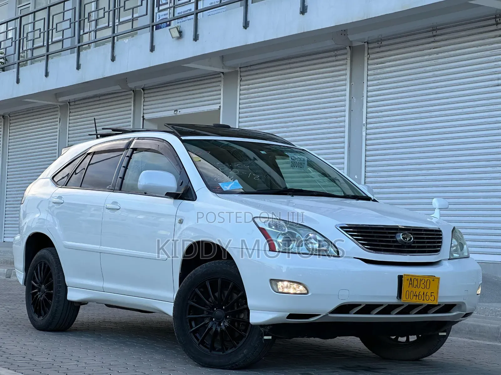 Toyota Harrier 2006 White