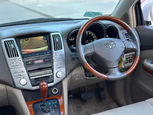 Toyota Harrier 2006 White