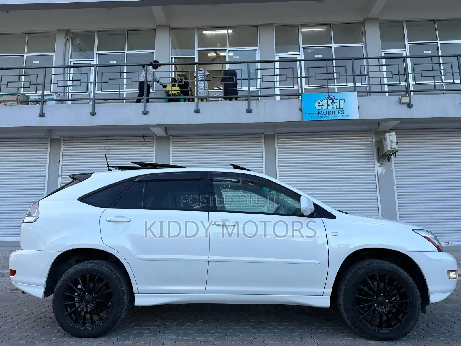 Toyota Harrier 2006 White