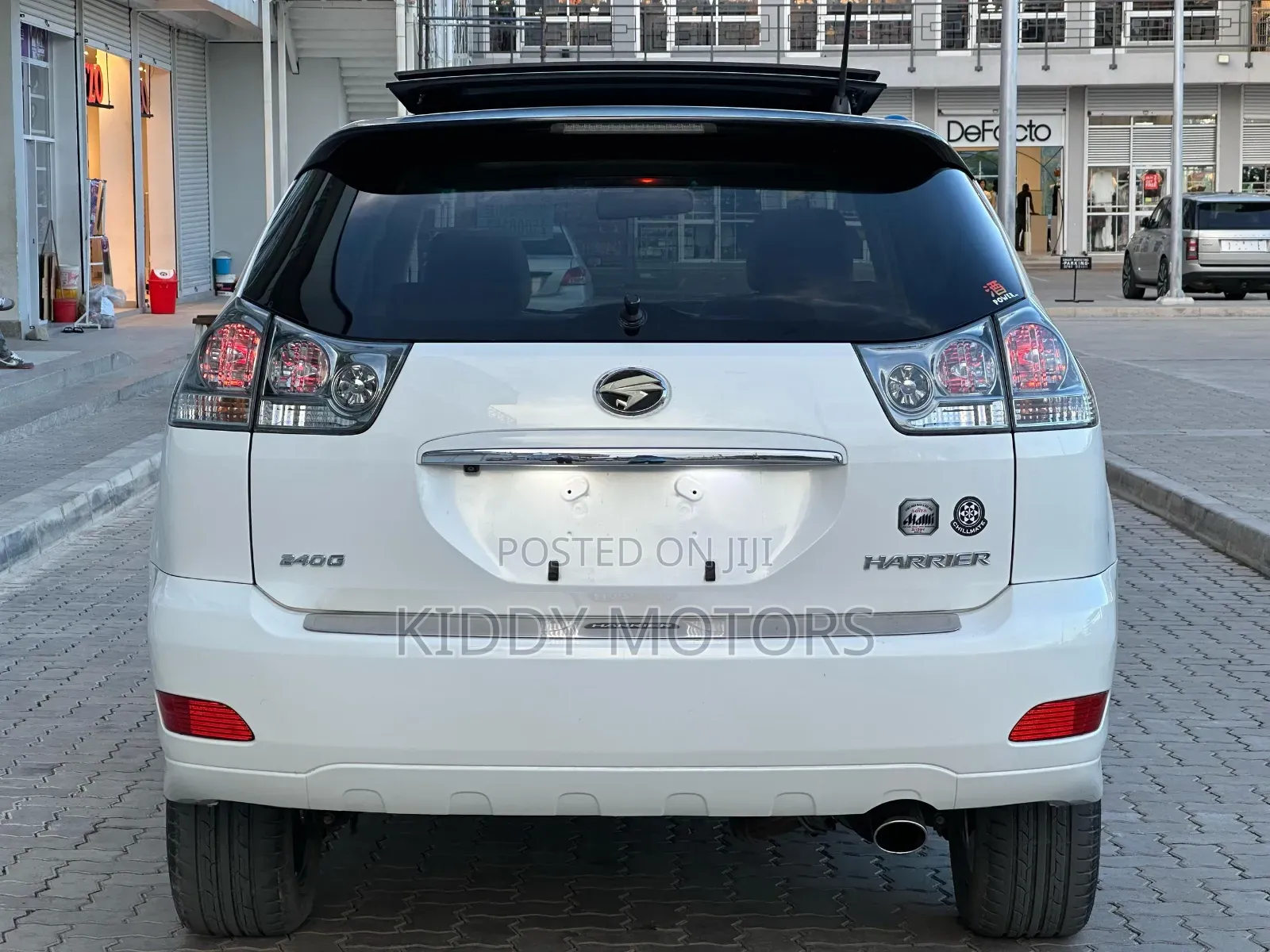 Toyota Harrier 2006 White