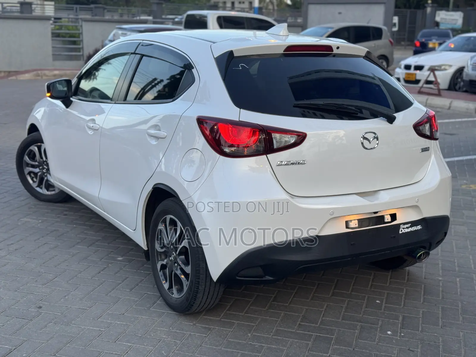 Mazda Demio 2018 White
