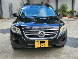 Volkswagen Tiguan 2.0 S 2009 Black