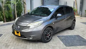 Nissan Note 1.6 Petrol 2013 Gray