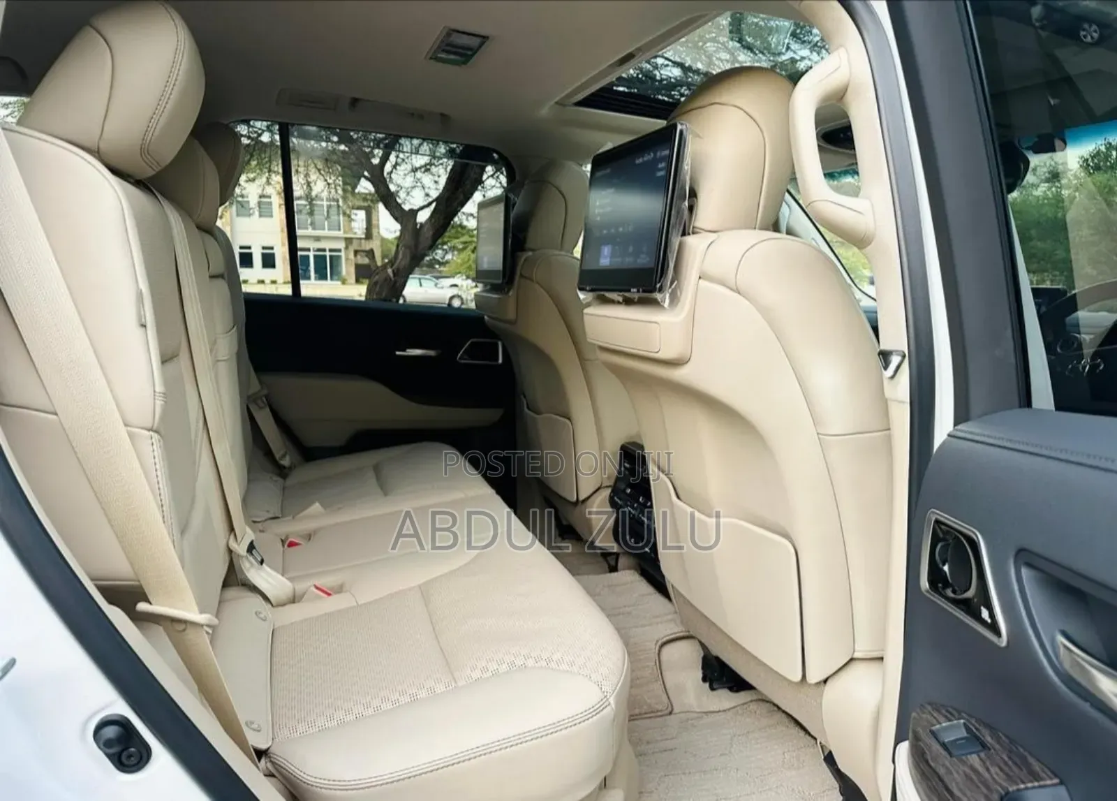 Toyota Land Cruiser 2022 White