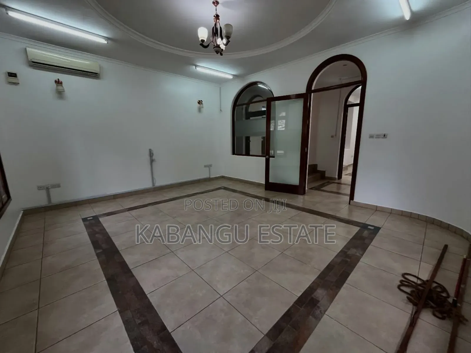 5bdrm House in Oysterbay for rent