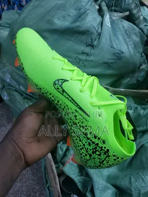 Men's Nike Football Boots Green