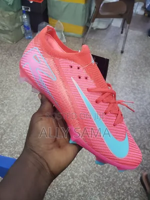 Men's Football Boots Nike Pink