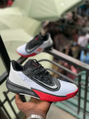 Men's Sneakers Nike New Color New Desgn