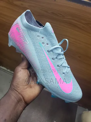 Men's Nike Football Boots Gray