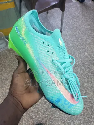 Mens Nike Football Boots Lightgreen