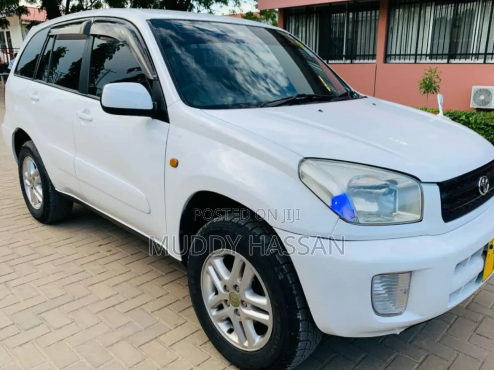Toyota RAV4 2004 White