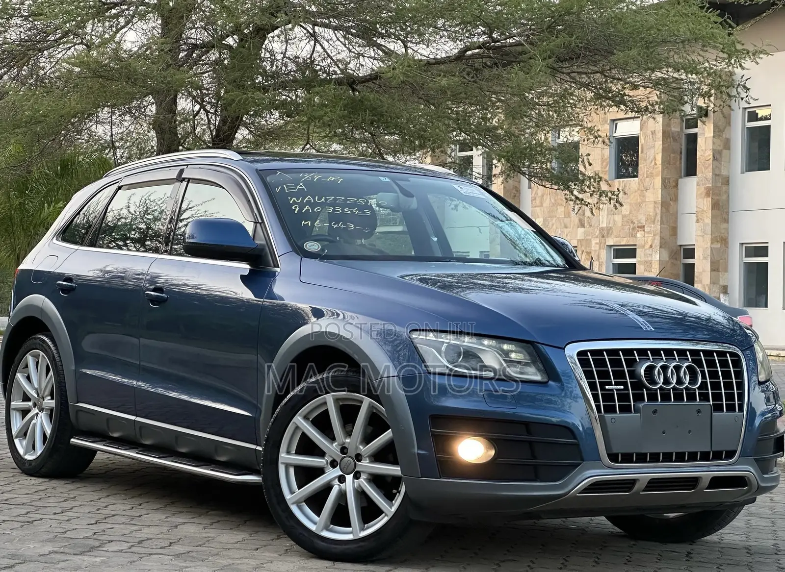 Audi Q5 2.0 TDI Automatic 2011 Blue