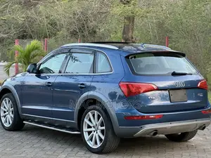 Audi Q5 2.0 TDI Automatic 2011 Blue