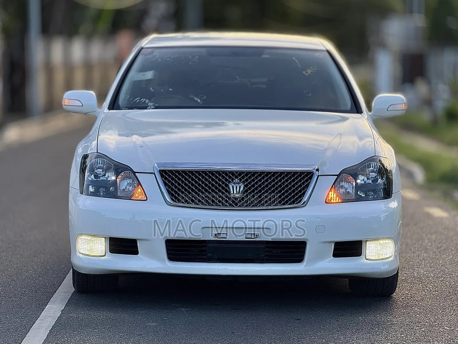 Toyota Crown 2006 Pearl