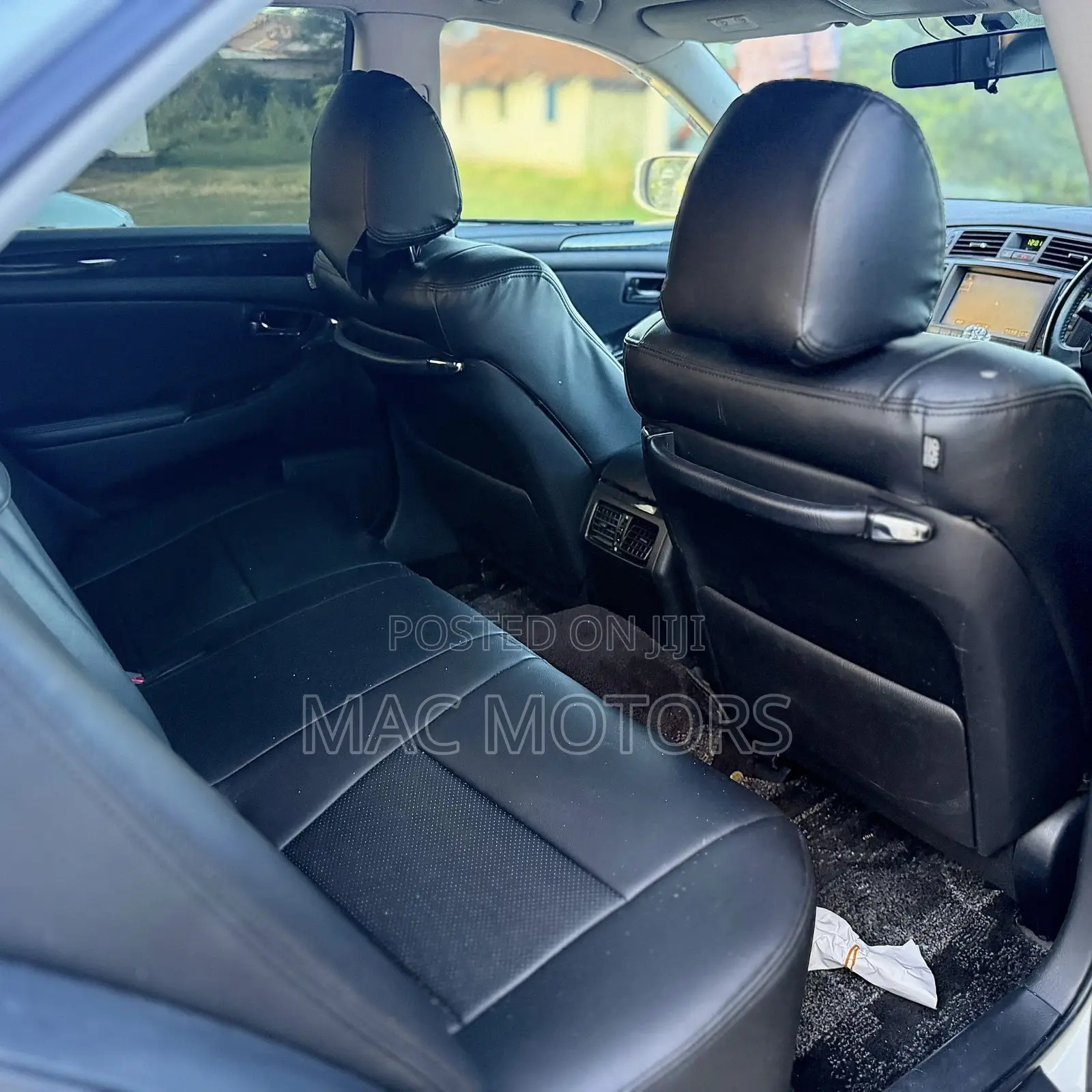 Toyota Crown 2006 Pearl