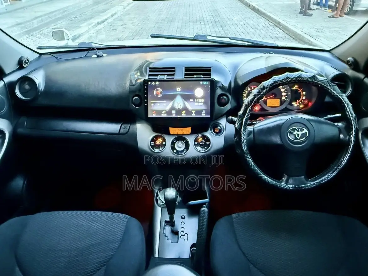 Toyota RAV4 2007 White