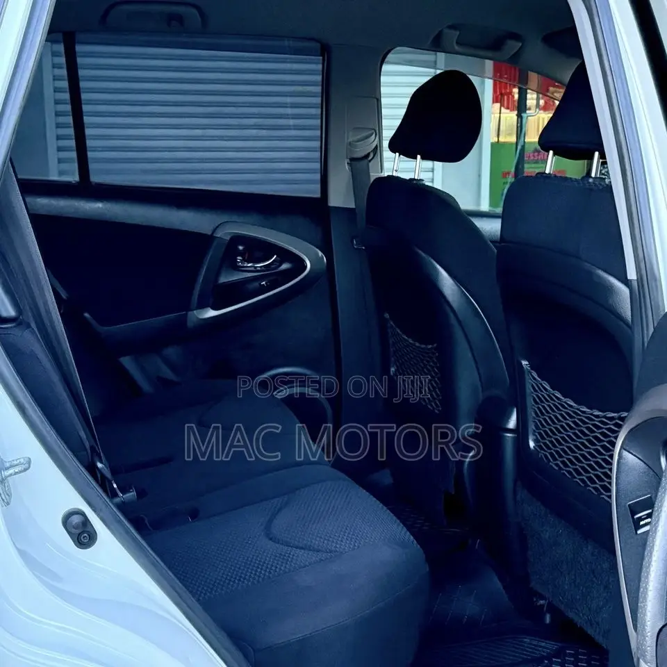 Toyota RAV4 2007 White